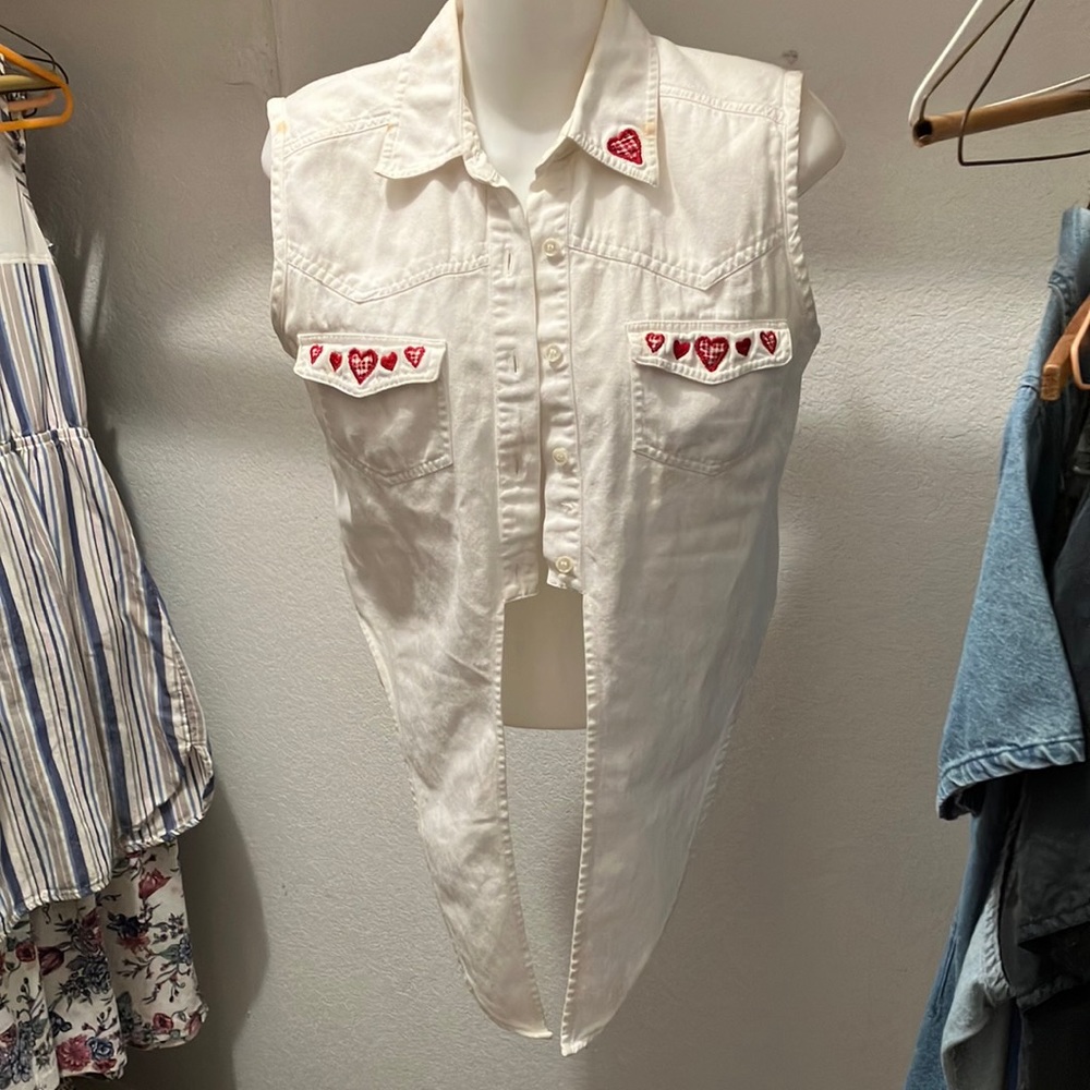 Denim Crop Top w/Western Motif front Tie & Red Hearts on 2 Front Pockets Size Sm